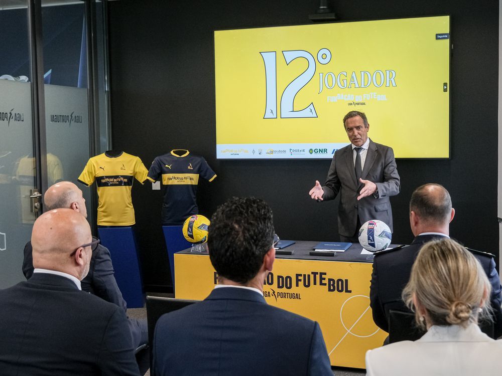 Fundação do Futebol – Liga Portugal lança “12.º Jogador” com APAF, APCVD, DGEstE, GNR e PSP