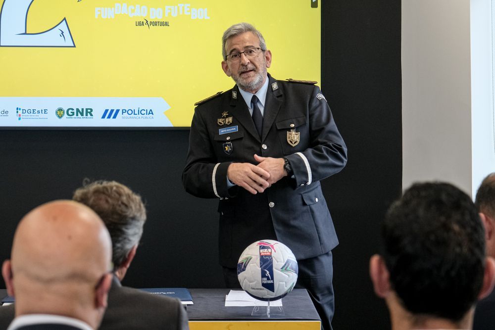 Fundação do Futebol – Liga Portugal lança “12.º Jogador” com APAF, APCVD, DGEstE, GNR e PSP