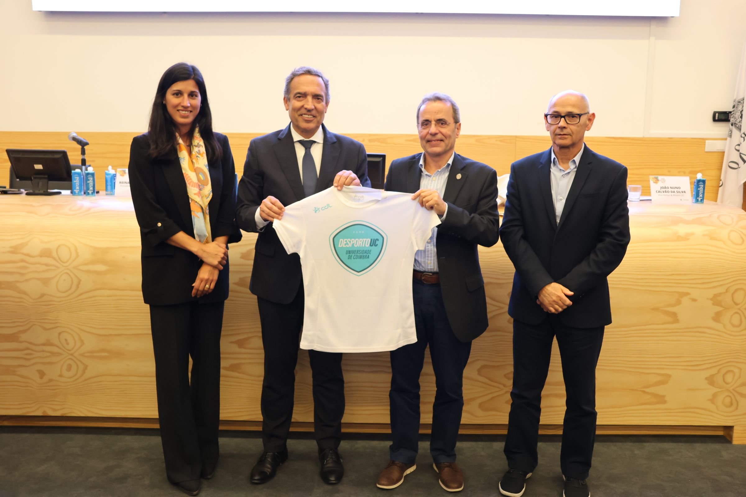 Reinaldo Teixeira em palestra na Universidade de Coimbra