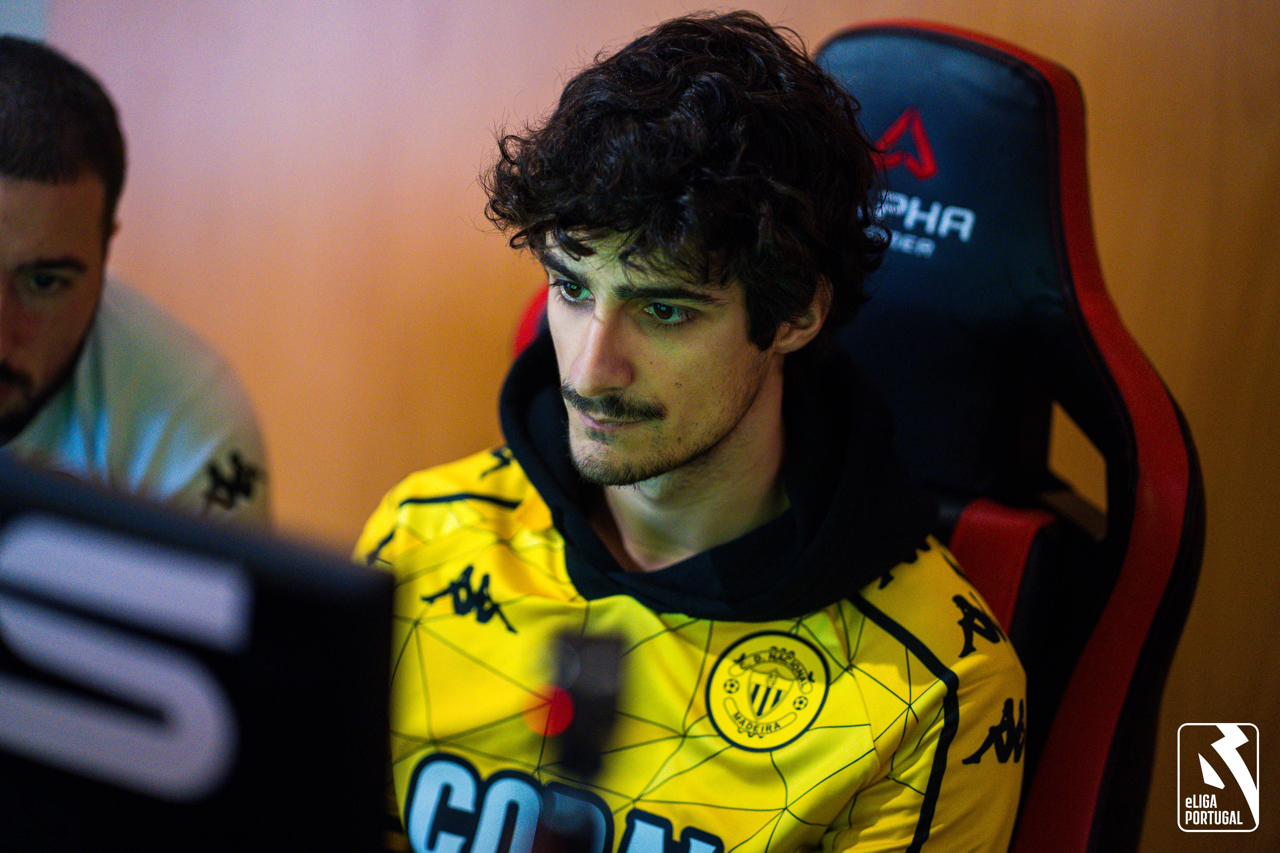 Santa Clara reconquista a Taça eLiga Portugal