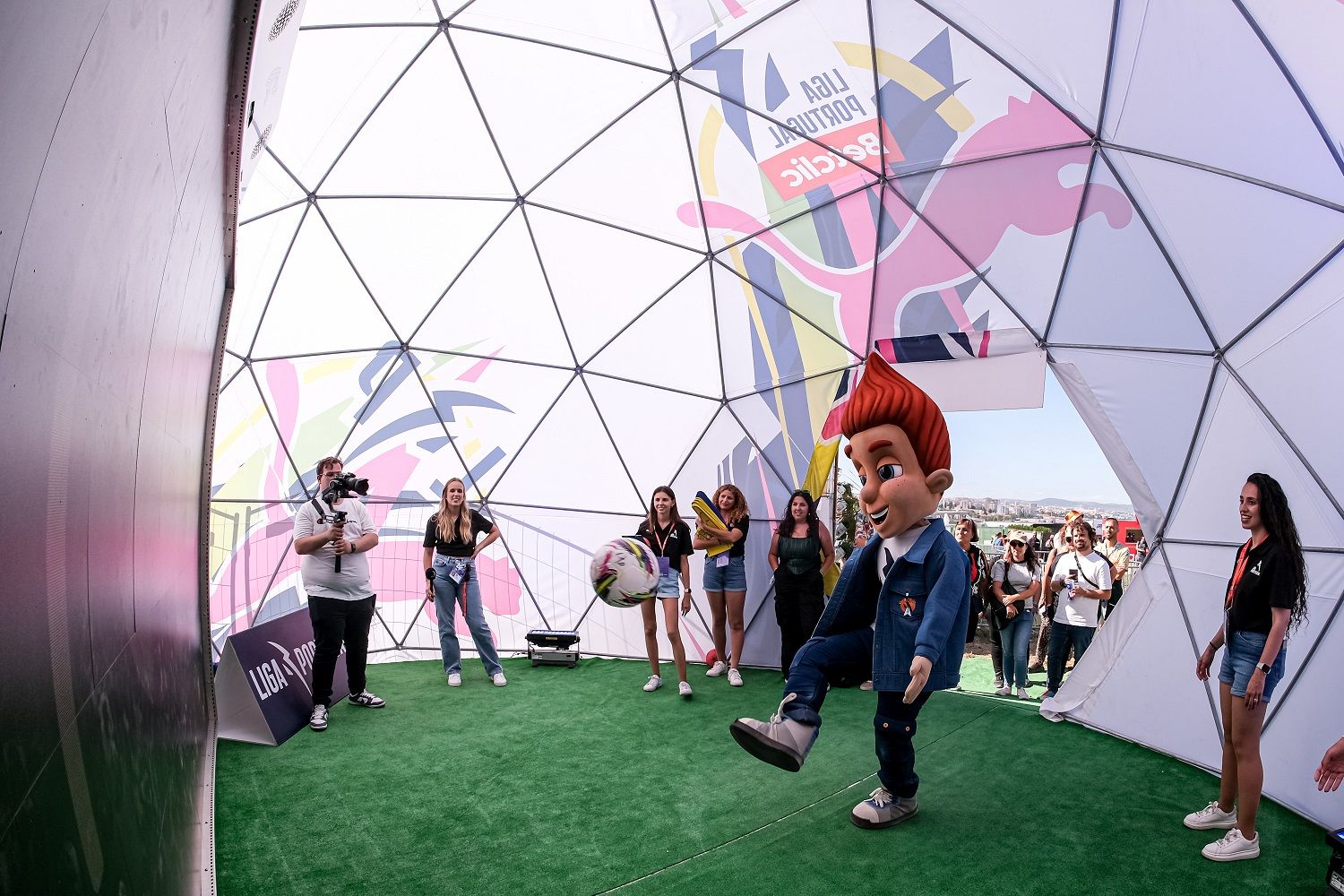 Liga Portugal espalha animacao no segundo dia de Rock In Rio Lisboa