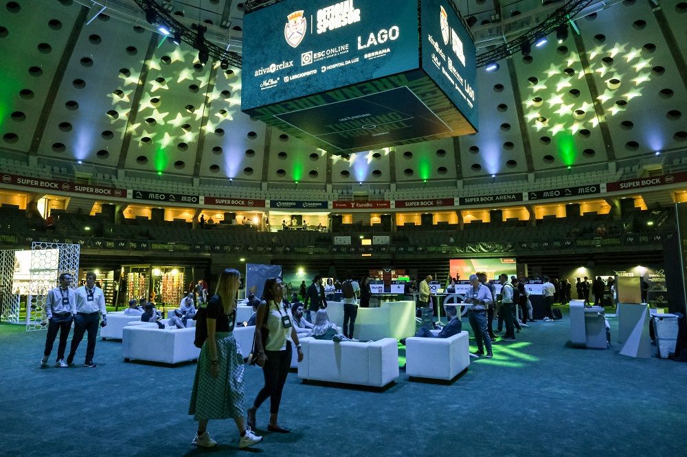 Segundo dia do Thinking Football Summit 2023 com palcos cheios