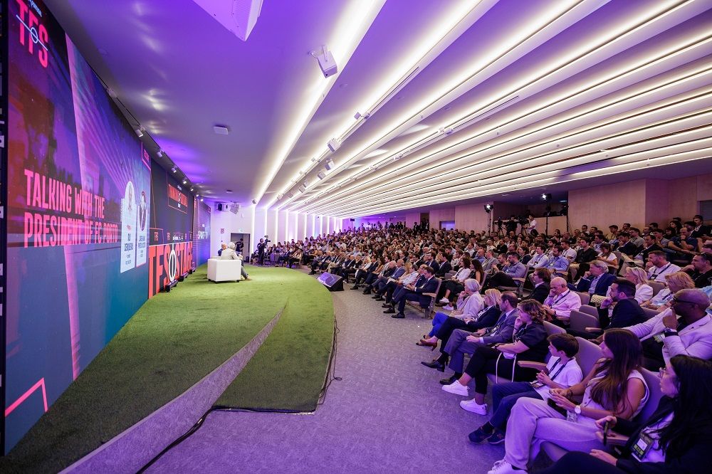 Segundo dia do Thinking Football Summit 2023 com palcos cheios