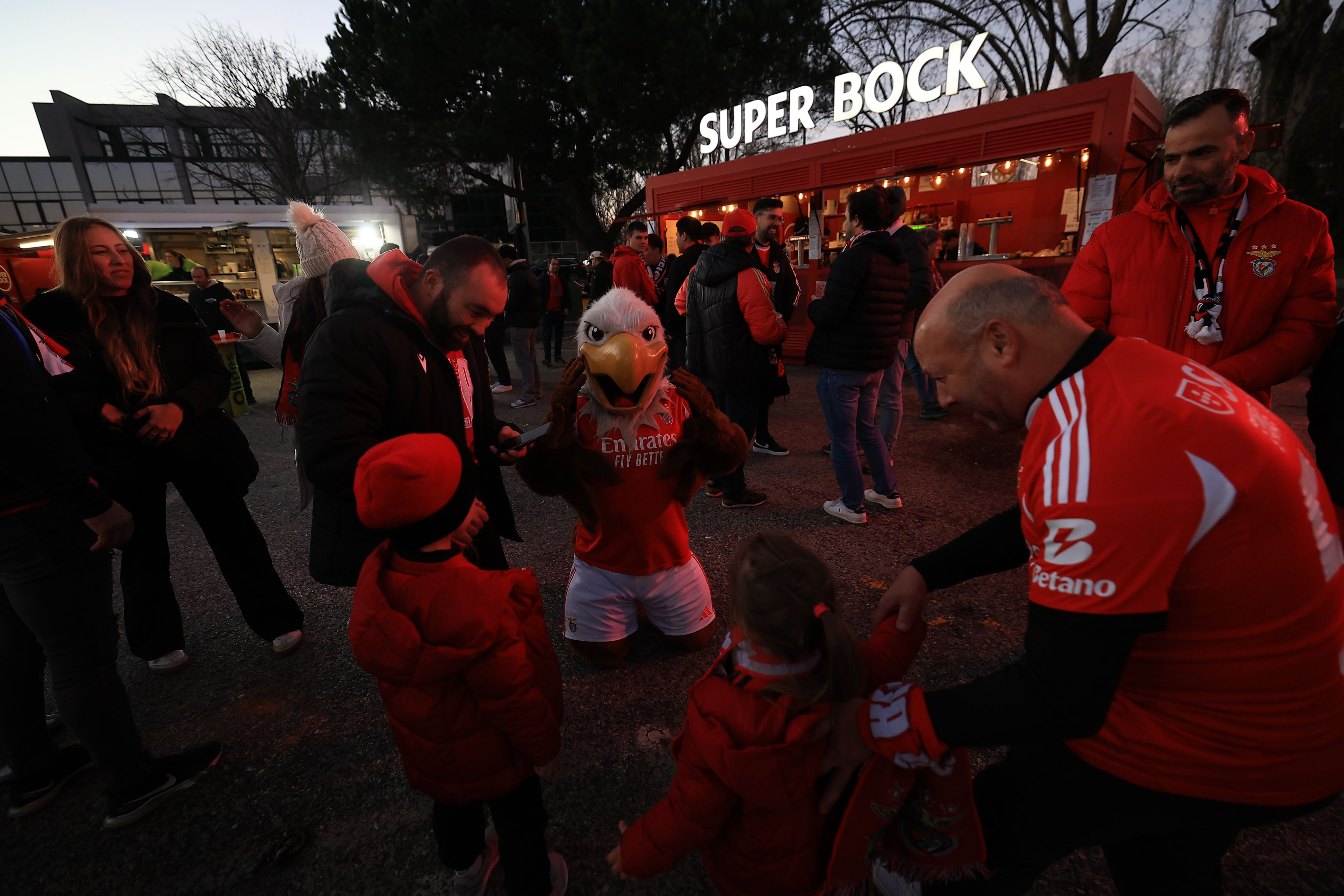 Meeting Points recebem adeptos para final histórica da Allianz CUP