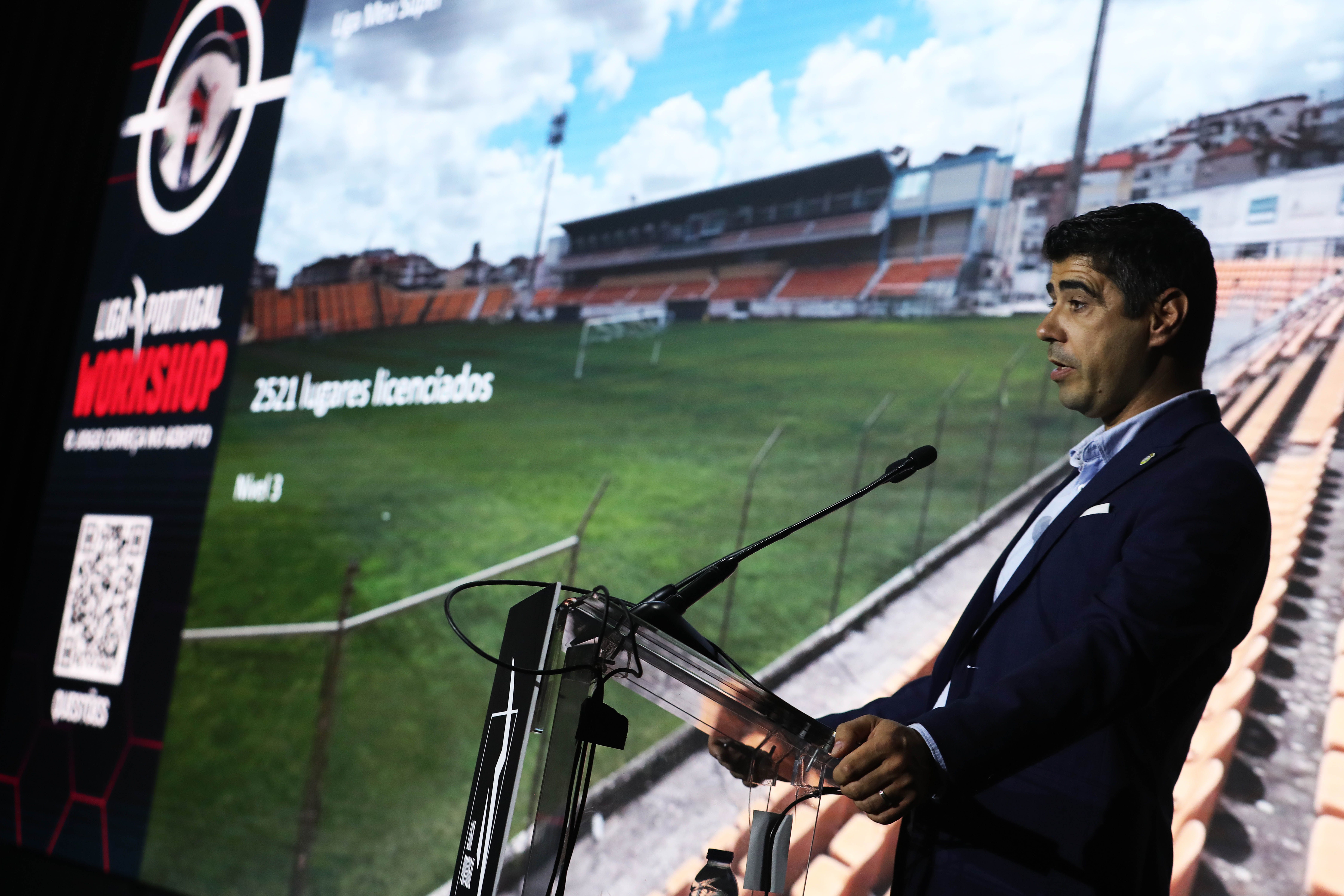 Bruno Correia compartiendo mejoras del estadio del FC Alverca
