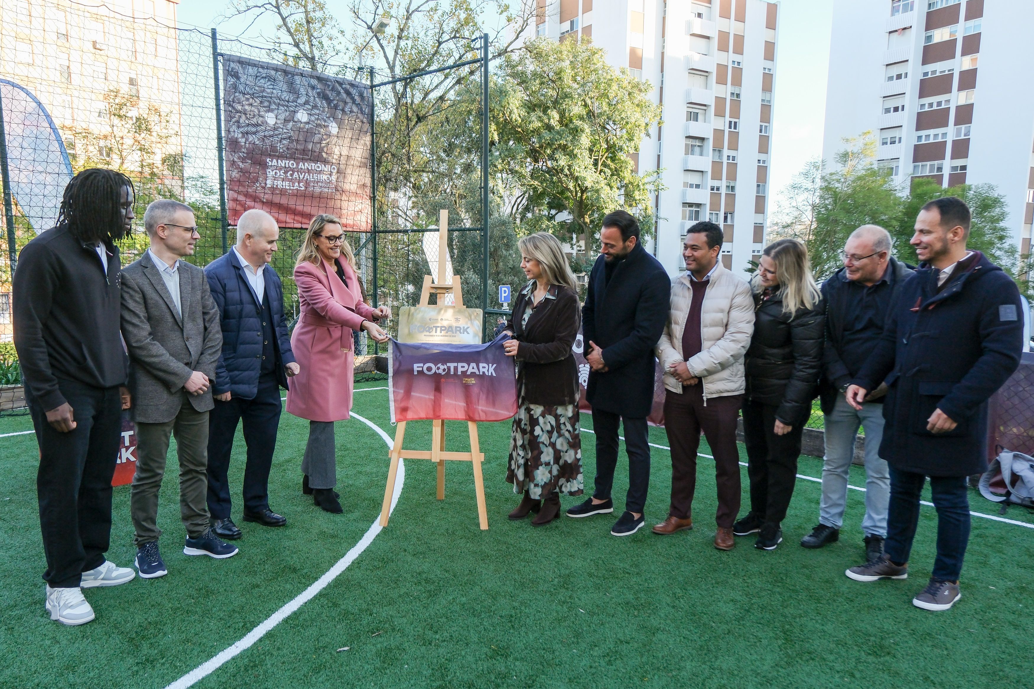 Novo campo do projeto FOOTPARK inaugurado em Loures