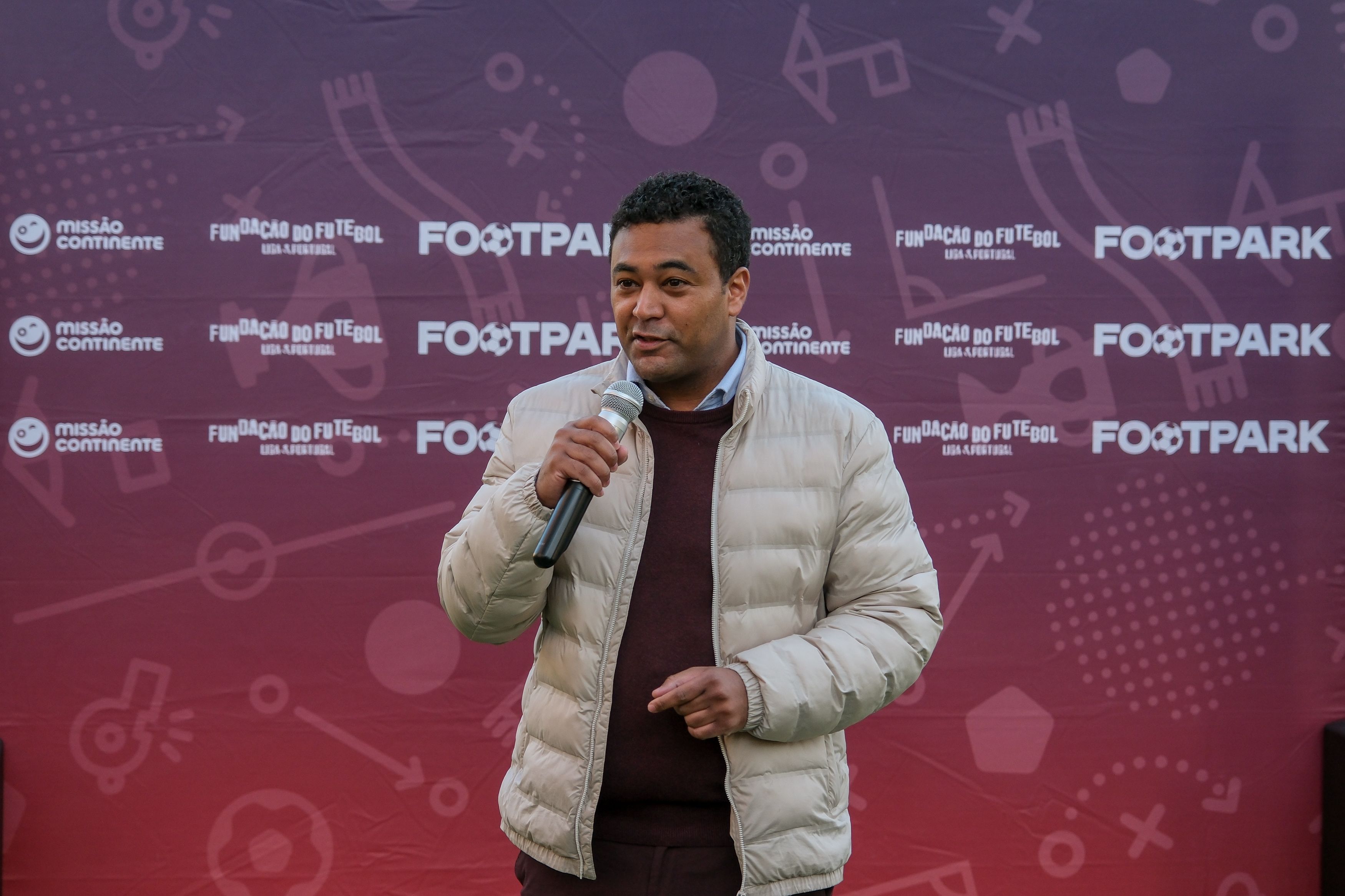 Novo campo do projeto FOOTPARK inaugurado em Loures