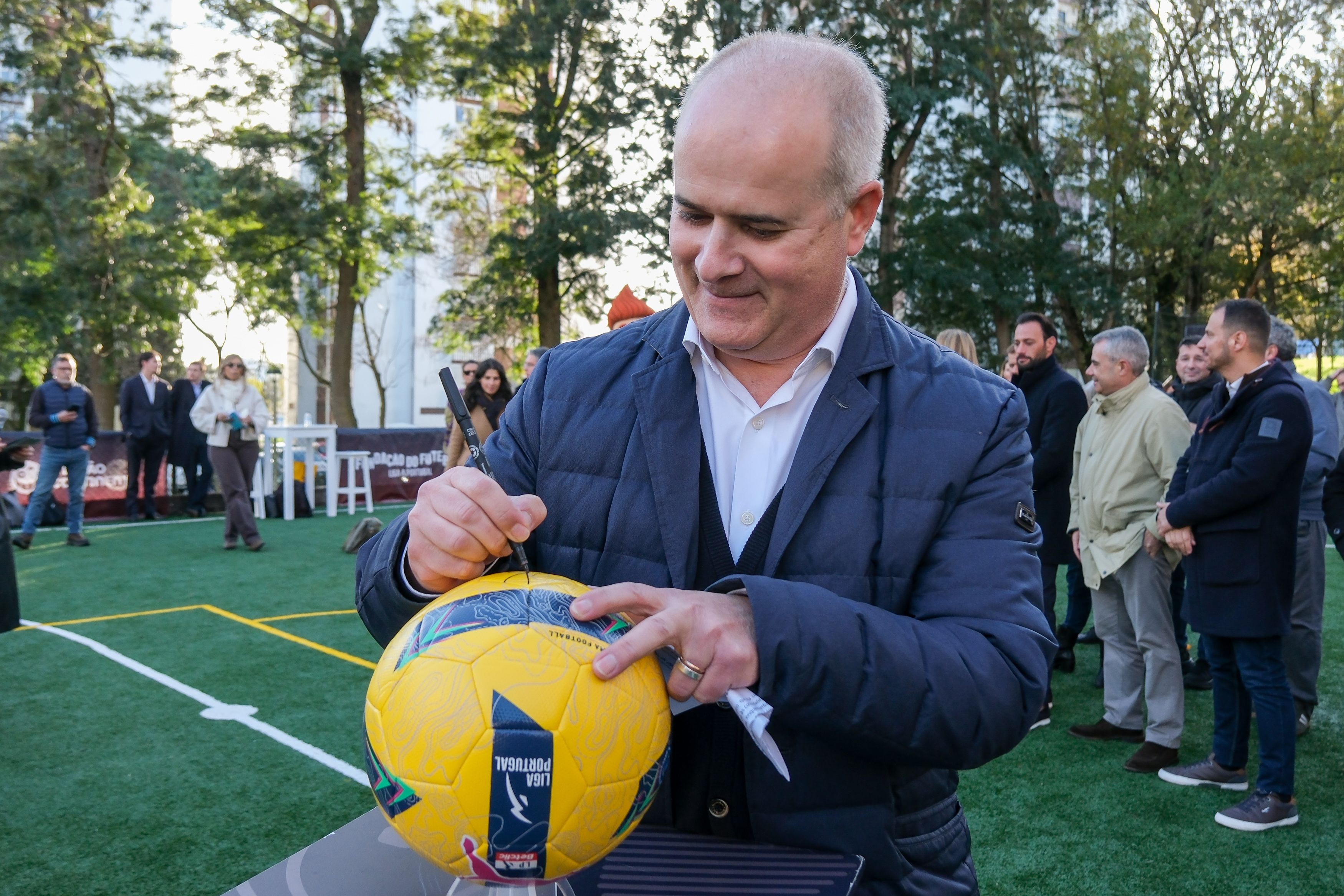 Novo campo do projeto FOOTPARK inaugurado em Loures