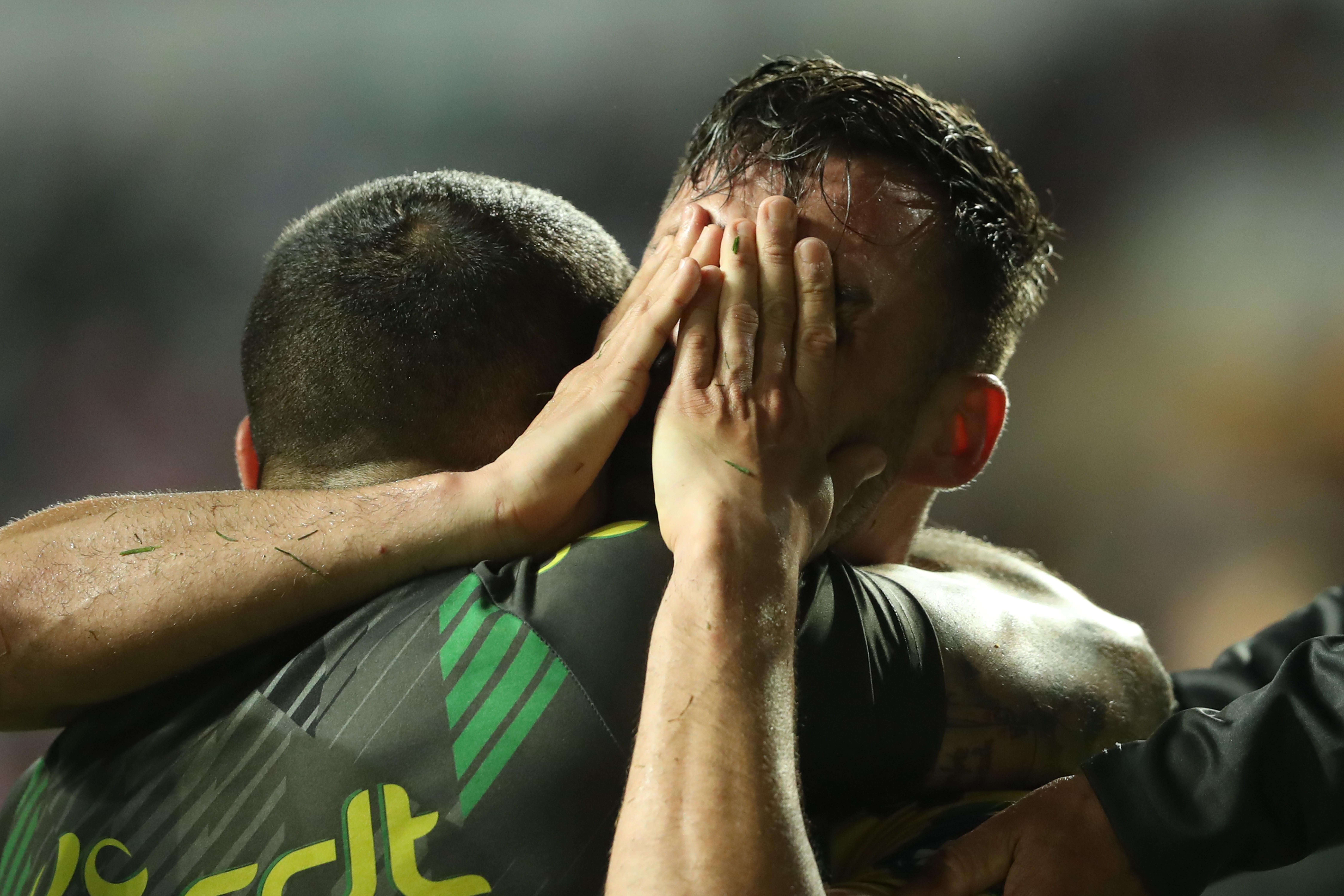 CD Tondela ergue o troféu da Liga Portugal 2 Meu Super