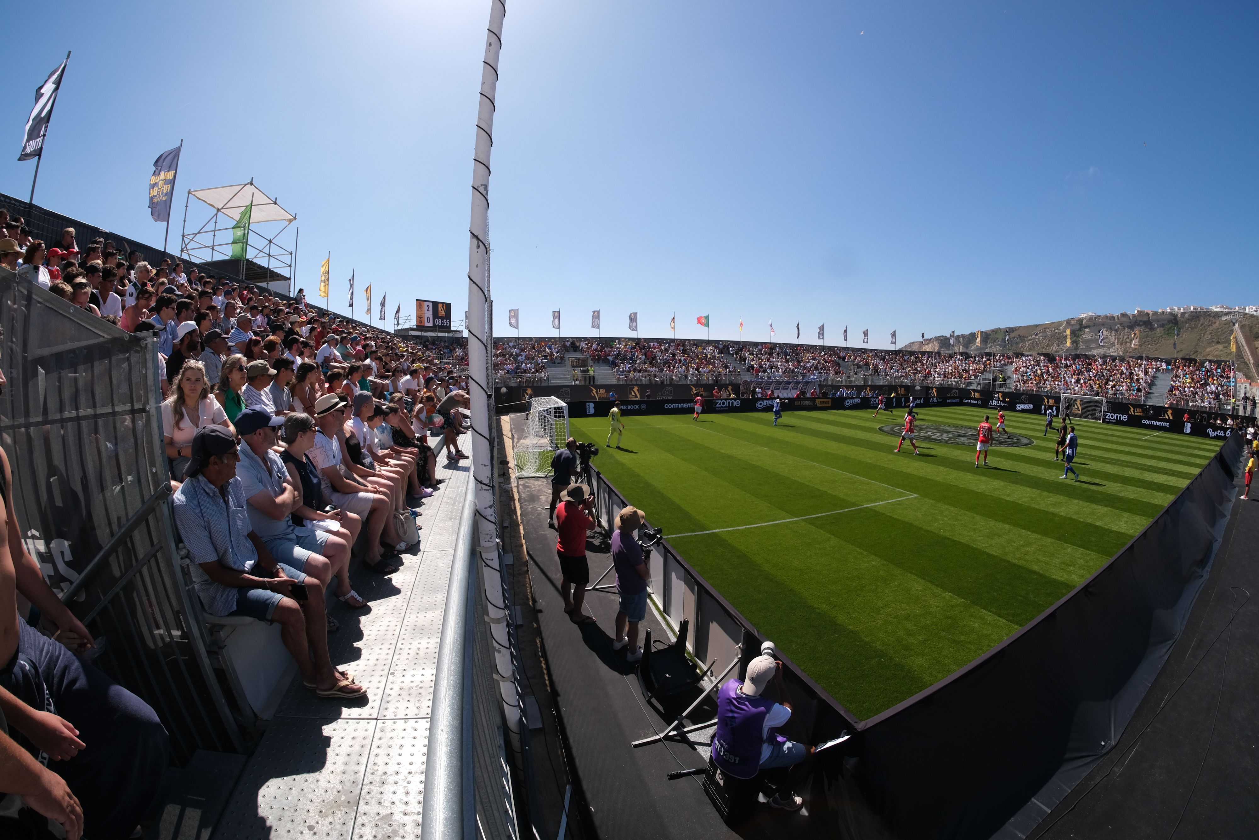 Liga Portugal Legends encerra com enchente