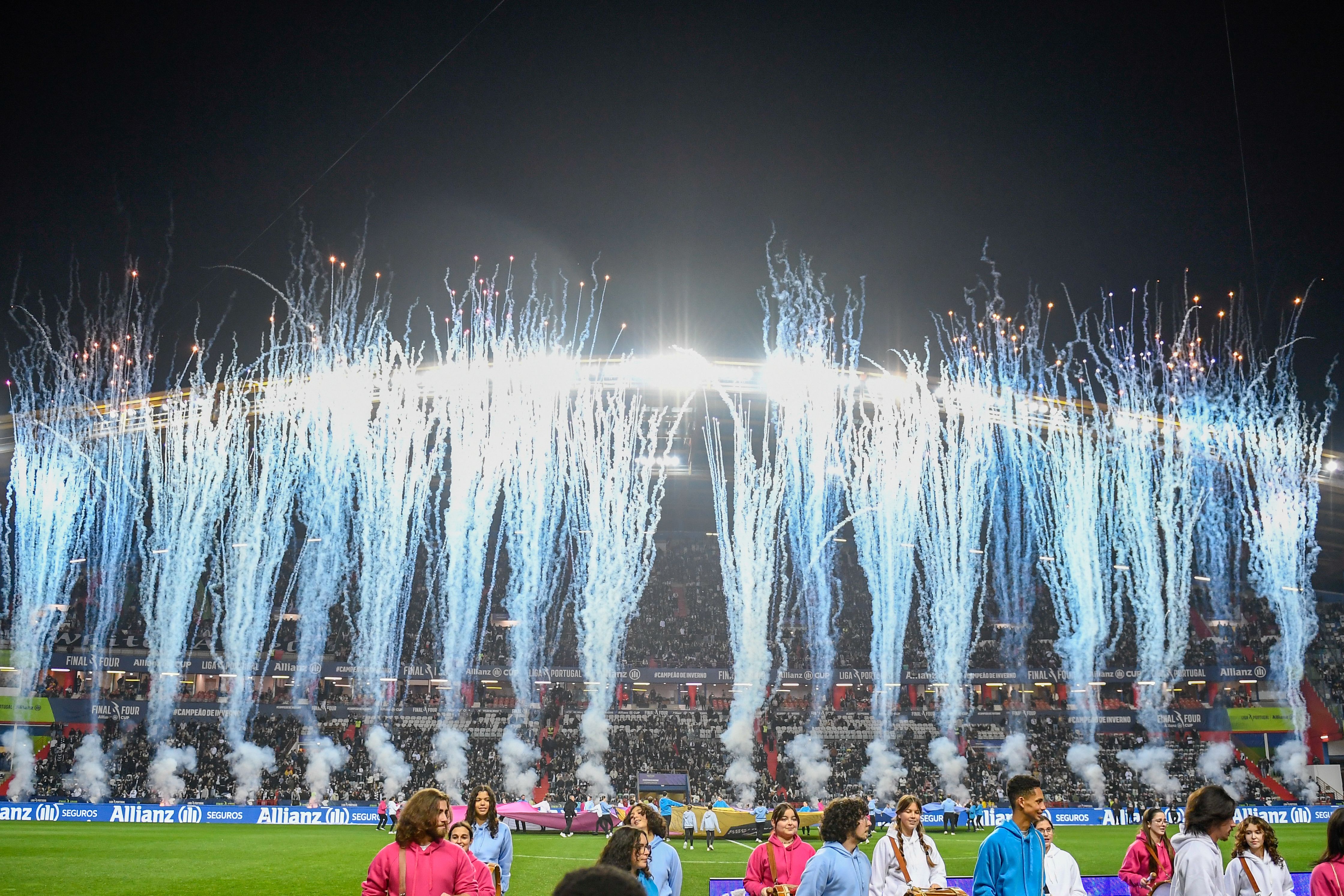 O espetáculo da Cerimónia de Abertura da Final