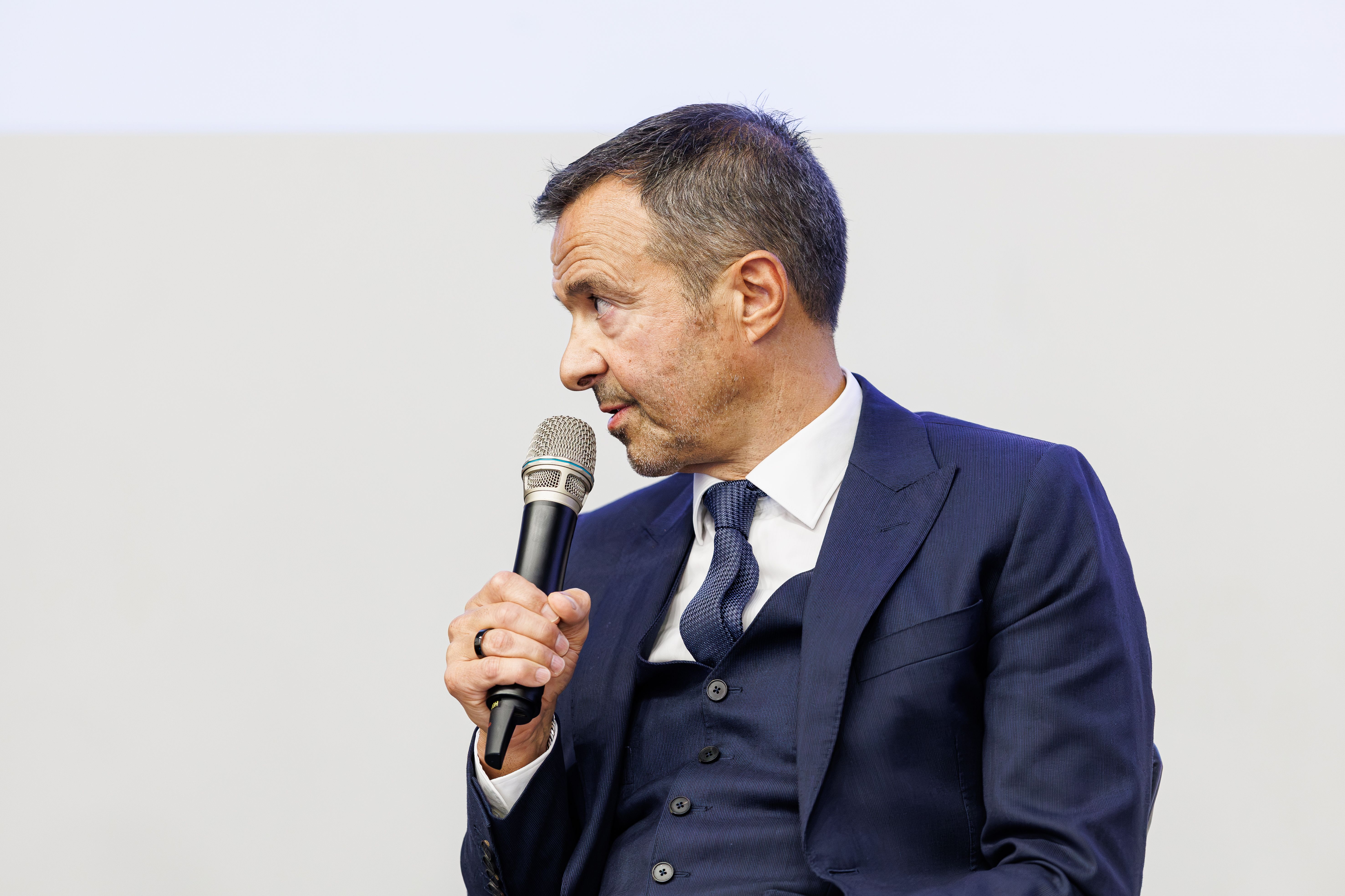 “Este MBA é um excelente exemplo na preparação dos quadros do futebol”