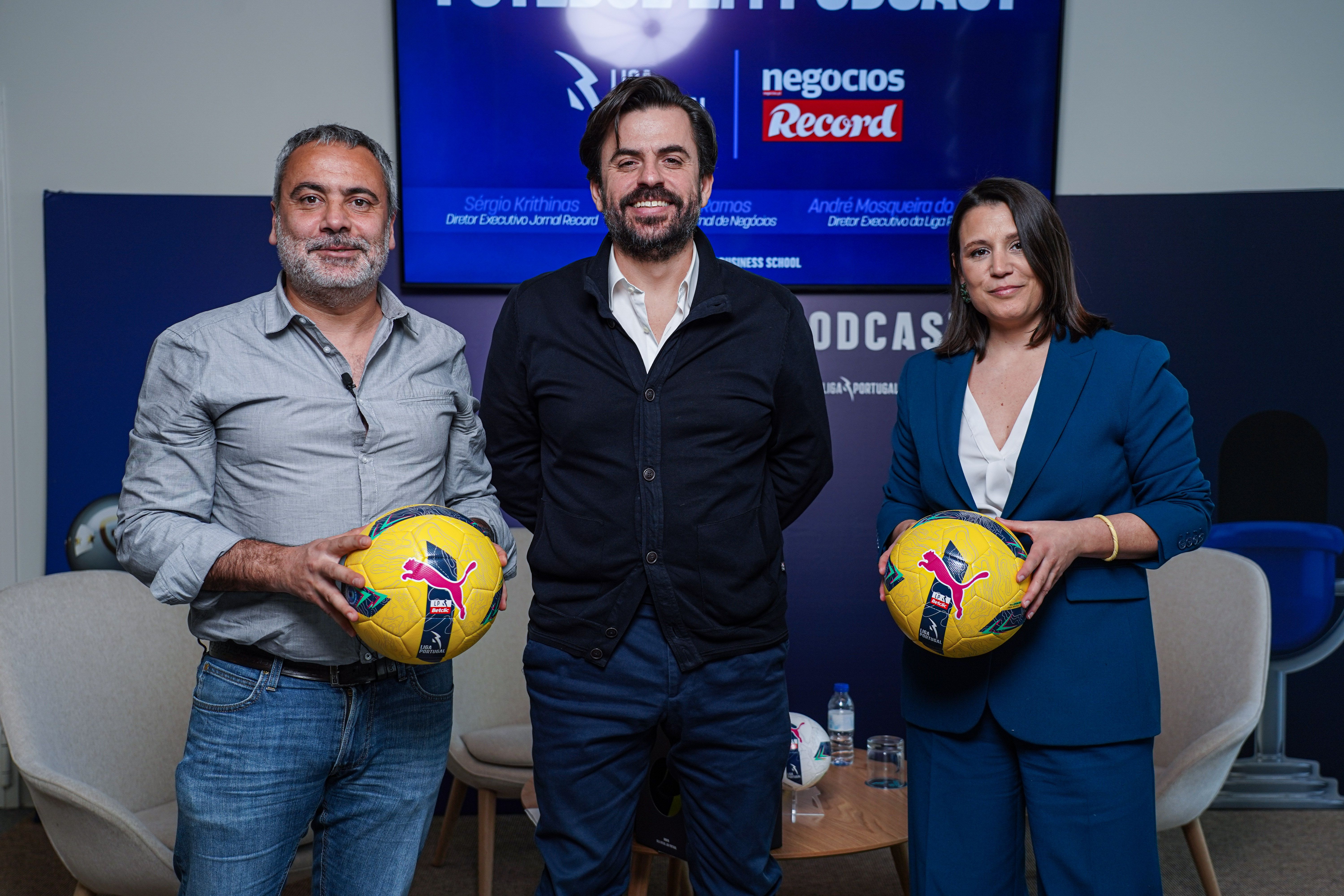 Negócios Record abre ciclo “Futebol em Podcast”