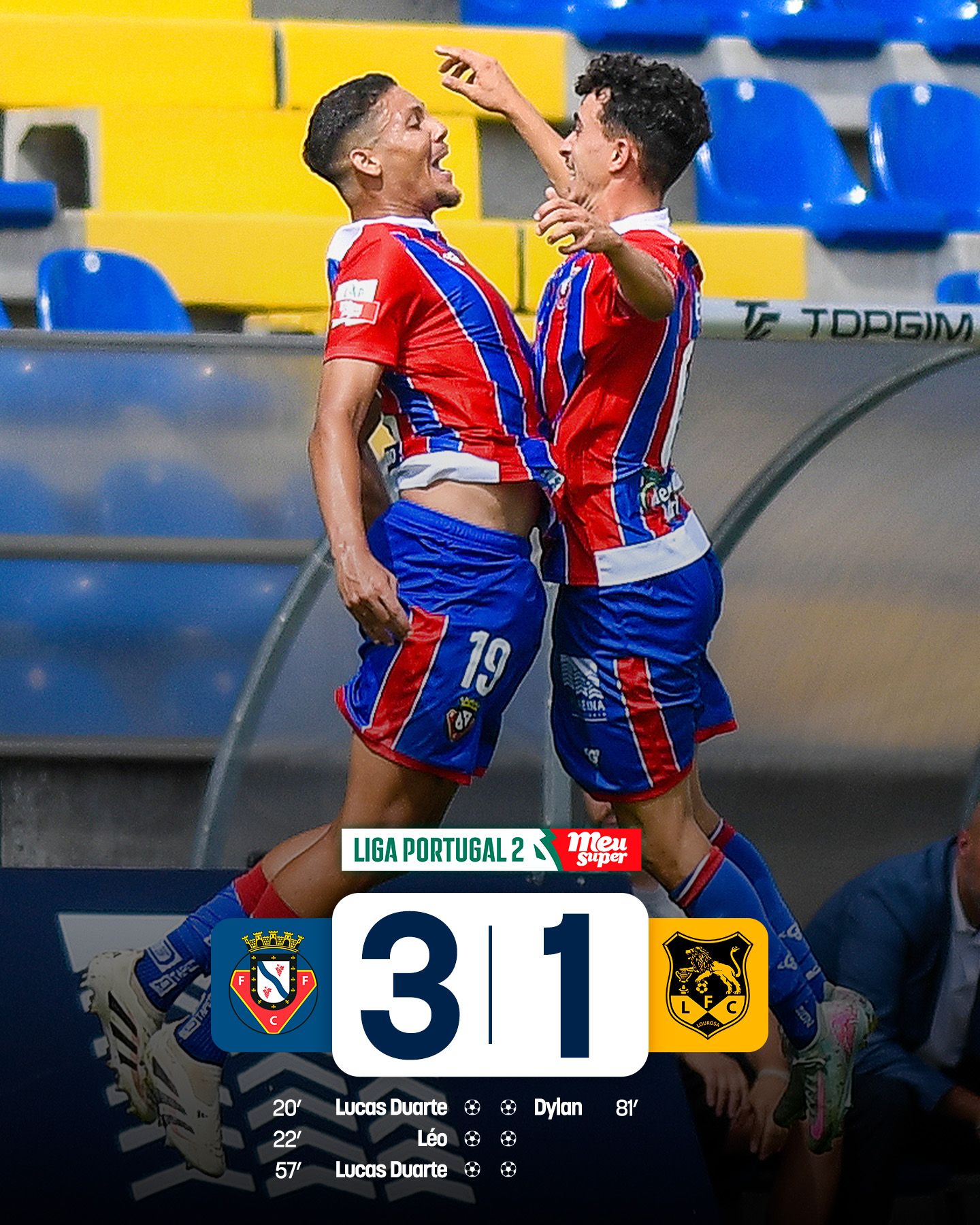 Jugadores del FC Felgueiras celebrando un gol en un partido de Liga Portugal 2.
