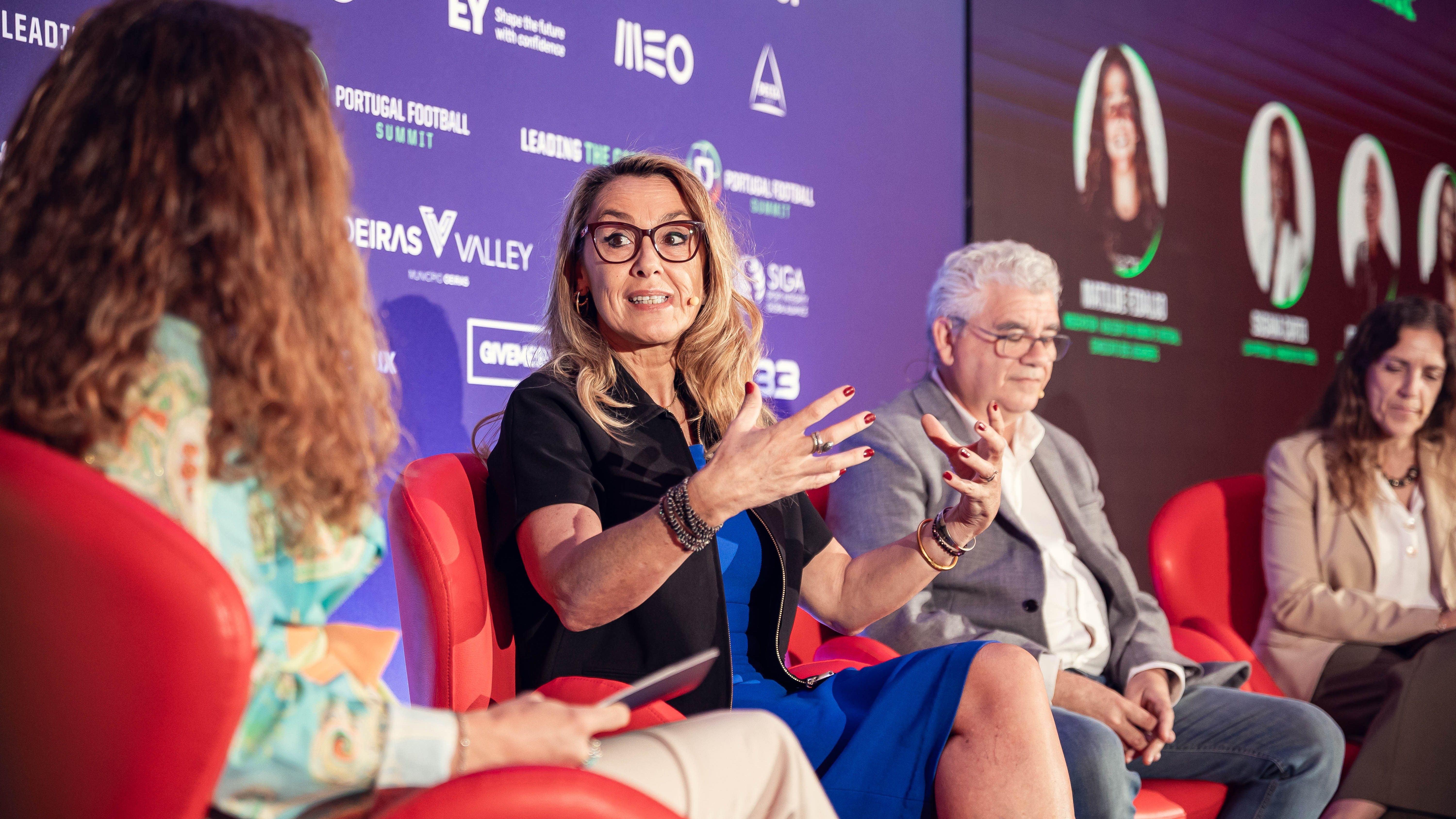Susana da Silva Curto, Directora Ejecutiva de Liga Portugal, en un evento de la Fundación del Fútbol.