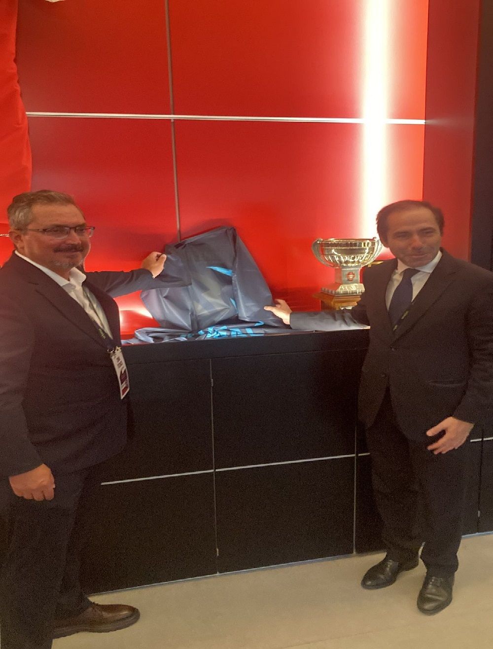 Liga Portugal entrega placas de certificação de estádios