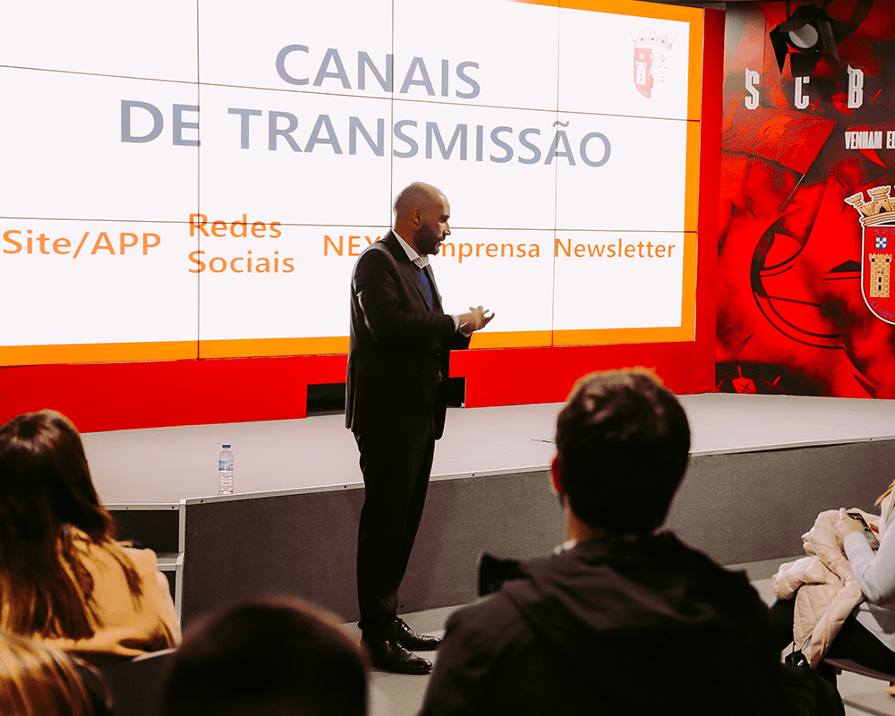 Alunos da Pós-Graduação em Comunicação visitam Estádio Municipal de Braga