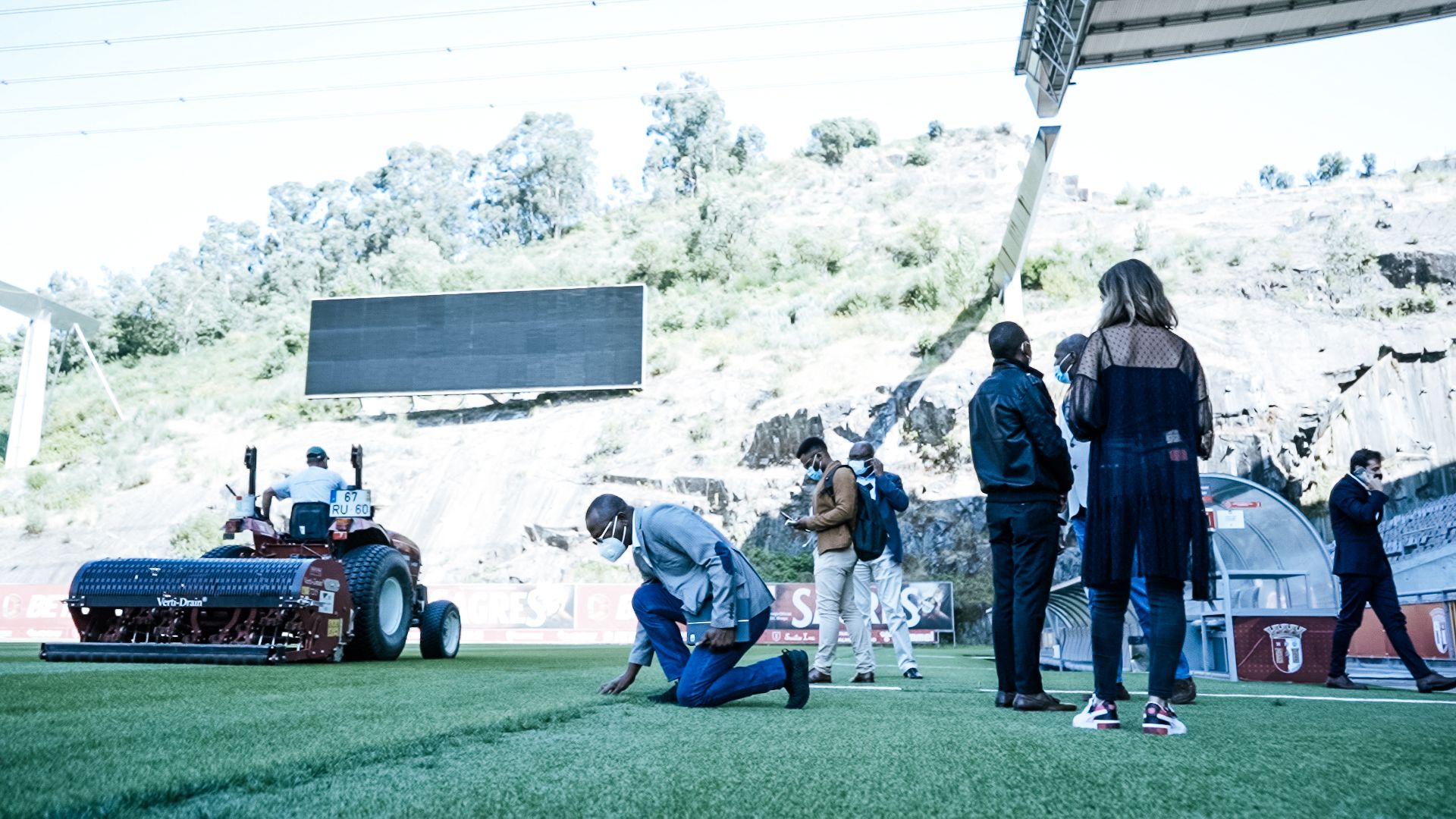 Delegação angolana visita o Futebol Profissional a pensar na Liga