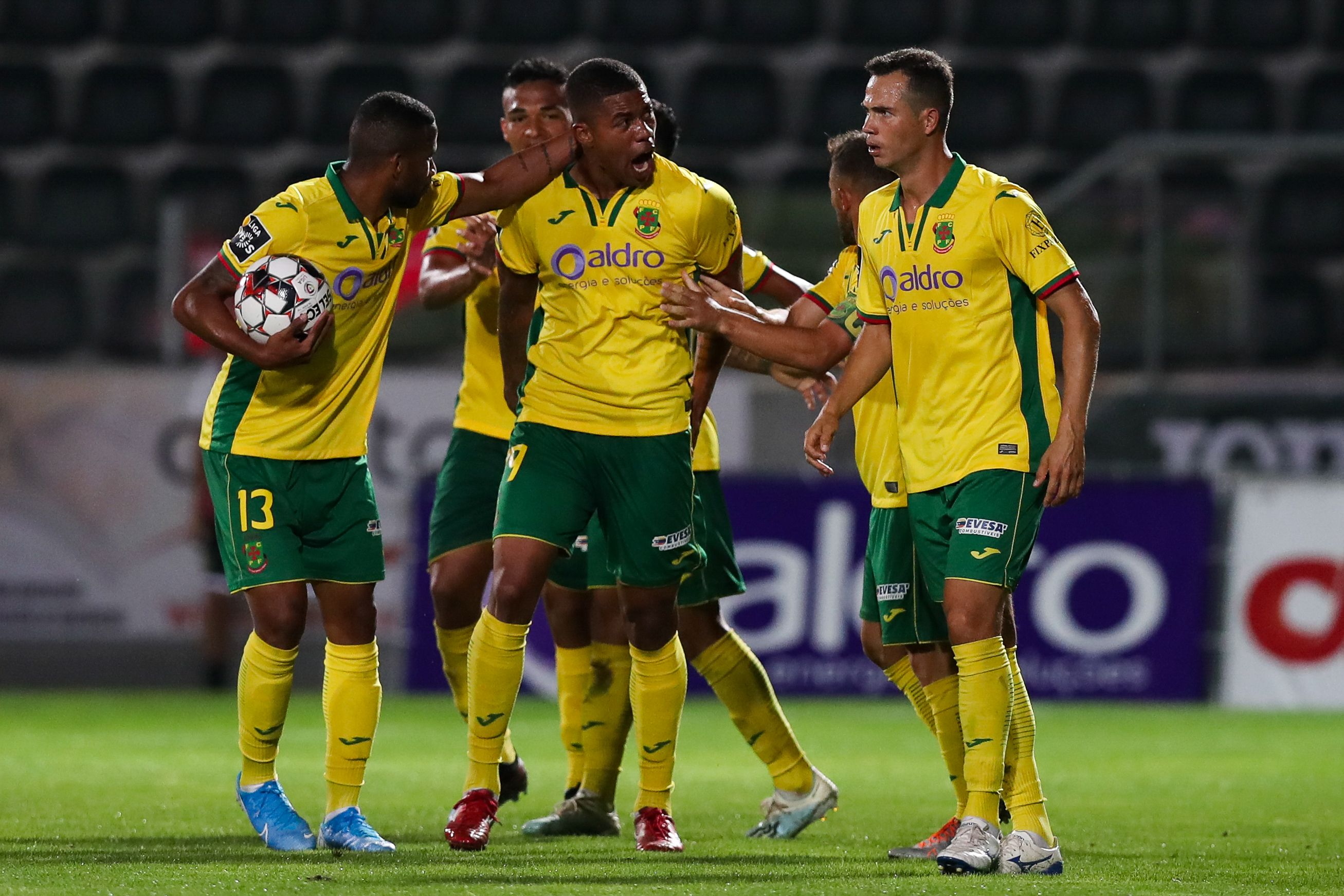 FC Famalicão segue líder ao fim da sexta jornada