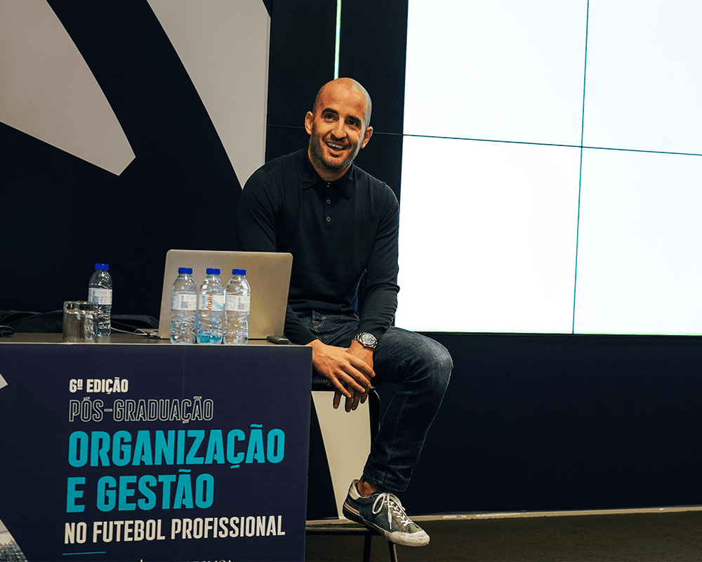 Luís Campos, Daniel Sousa, Pedro Araújo, Duarte Gomes e Eduardo Cunha em Organização e Gestão