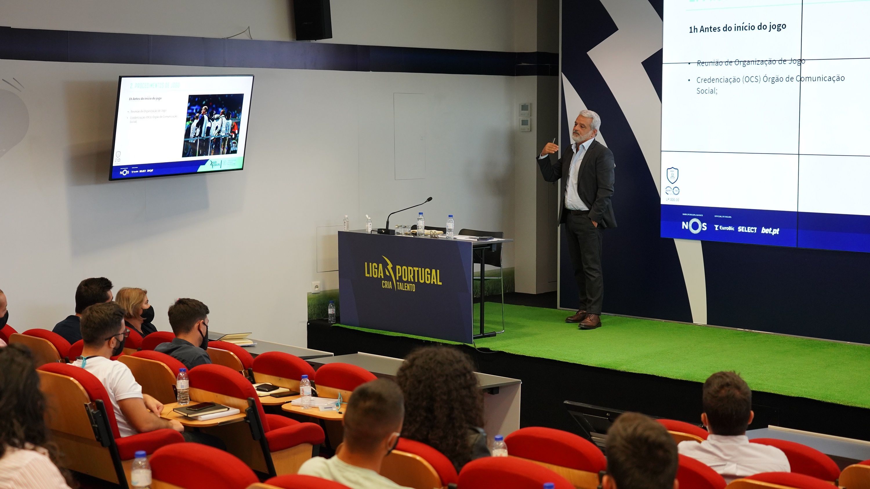 Rui Cerqueira e João Moreira lecionam em “Comunicação no Futebol Profissional”