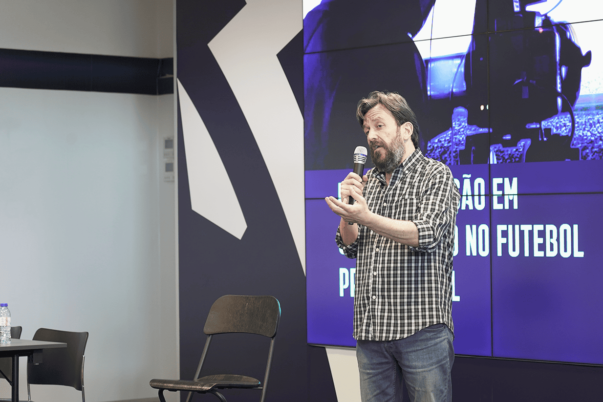 Rui Miguel Tovar, Diogo André e André Viana em “Comunicação no Futebol Profissional”