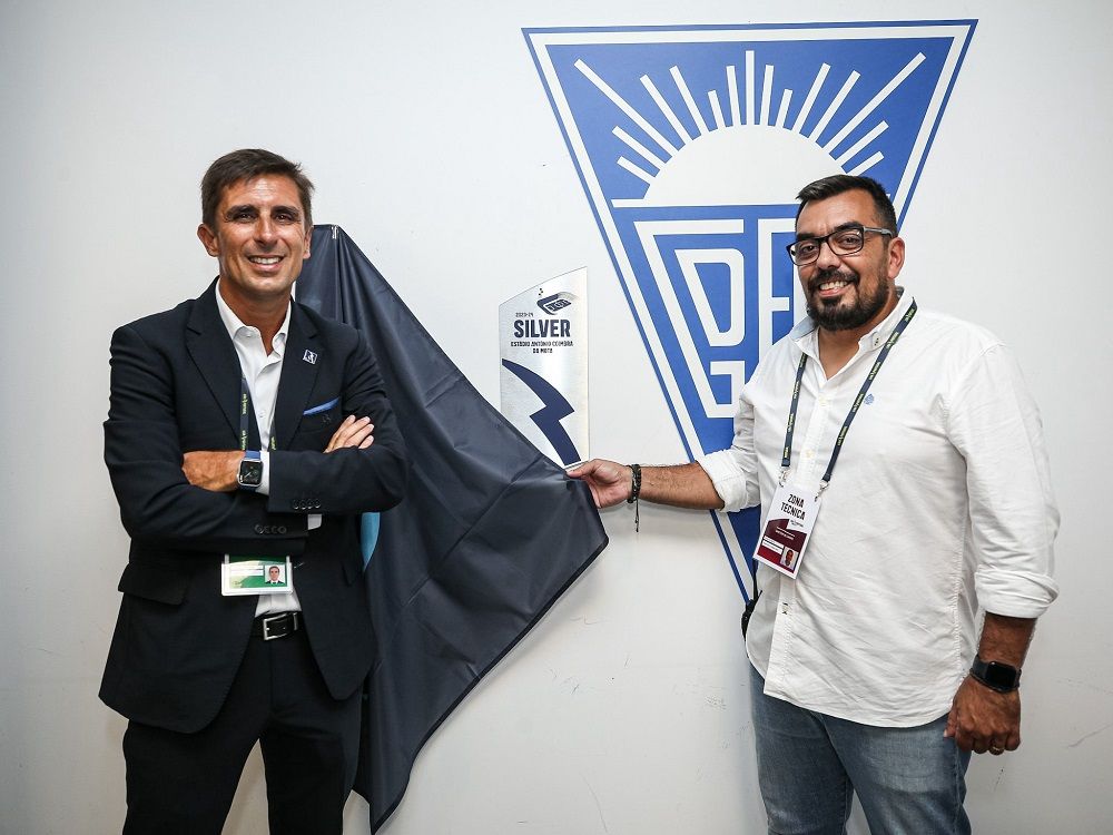 Liga Portugal entrega placas de certificação de estádios