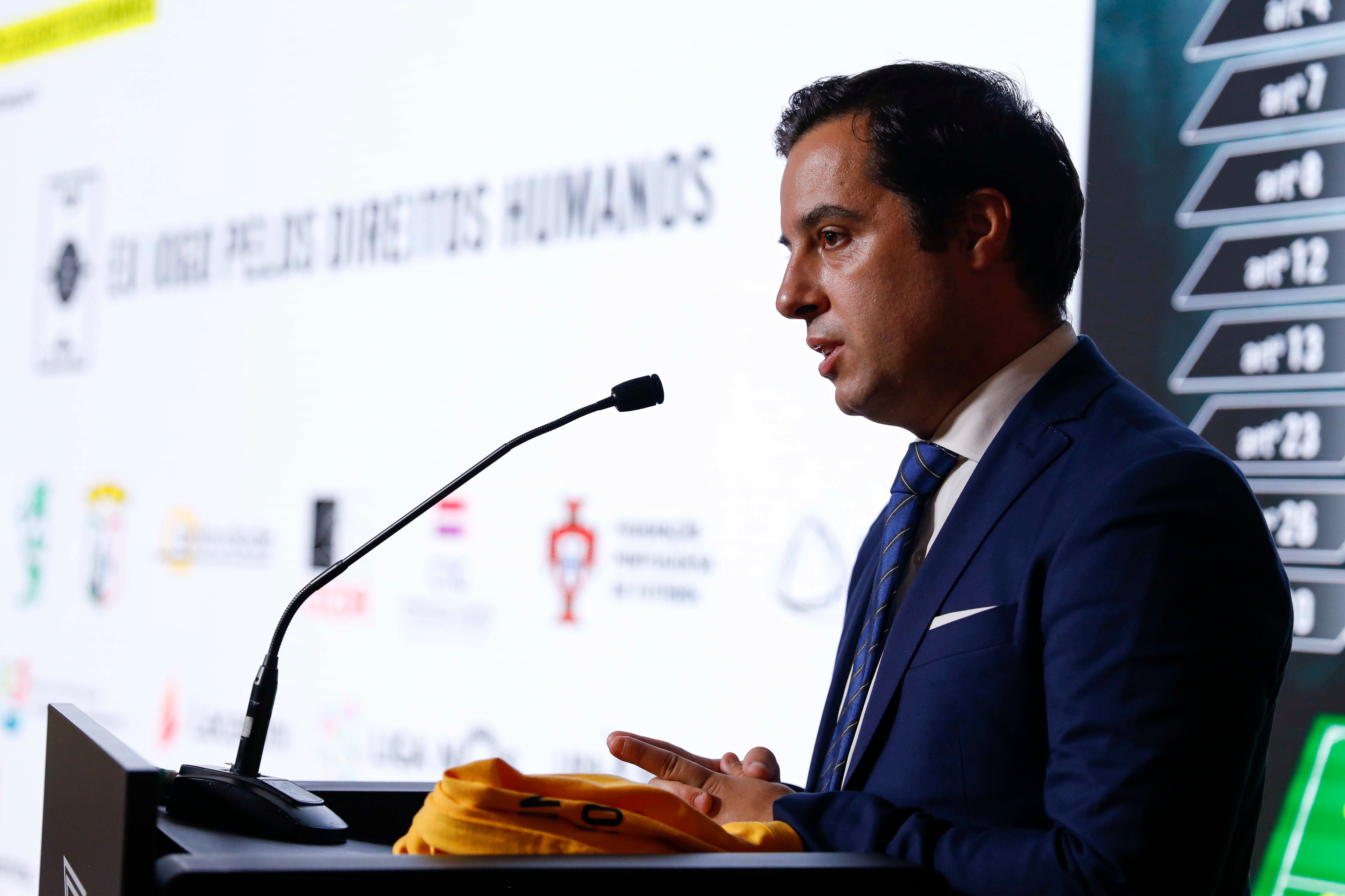 Campanha “Eu Jogo Pelos Direitos Humanos”