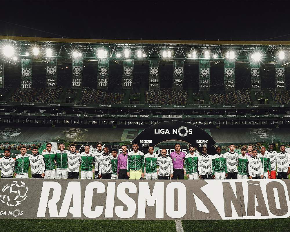 RACISMO NÃO marca fim de semana do Futebol Profissional