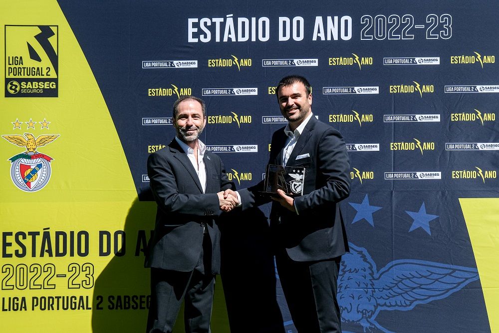 Diretor Executivo entrega prémios ao SL Benfica B