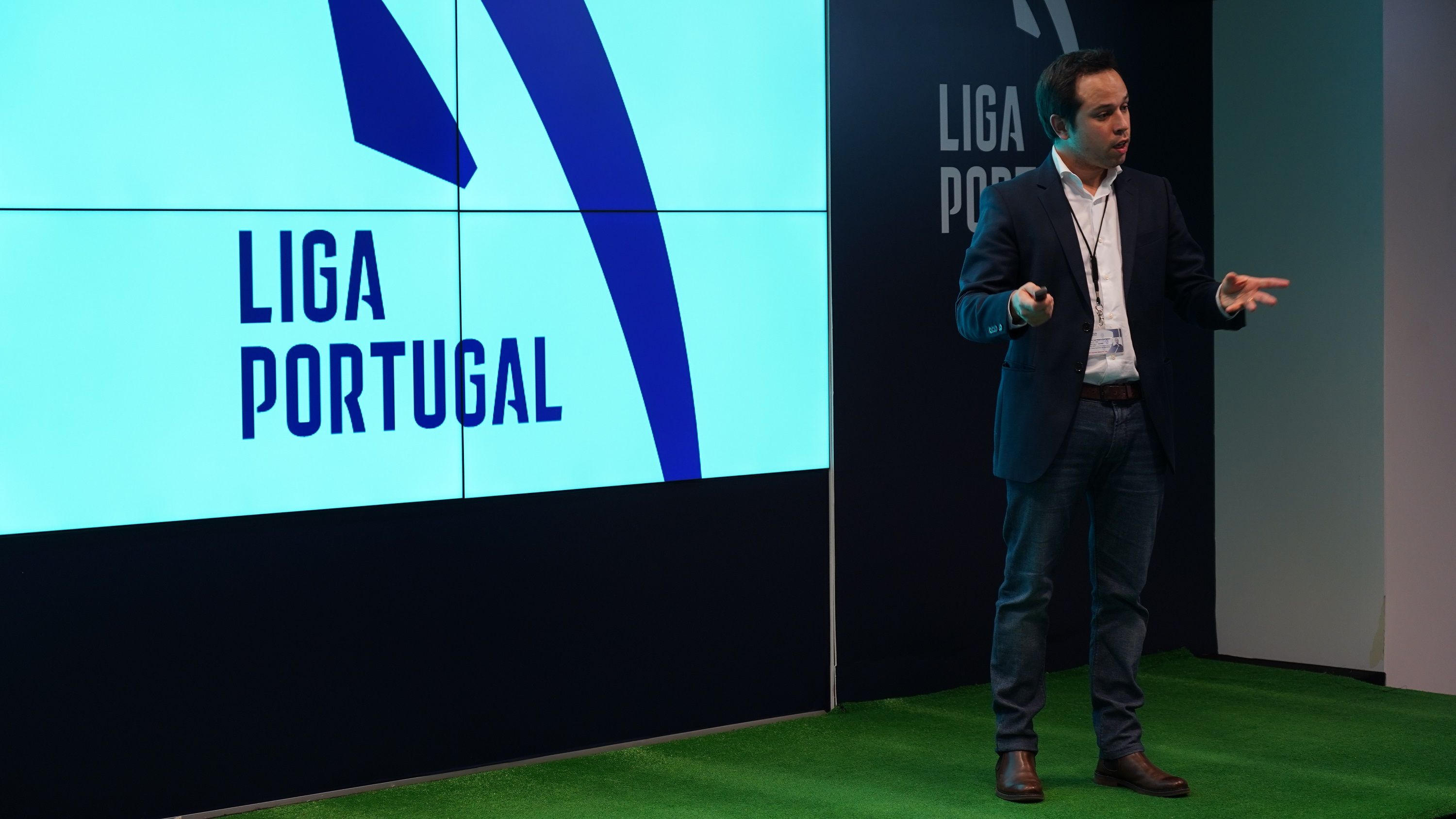 "Comunicação no Futebol Profissional" aborda patrocínios e sponsorização