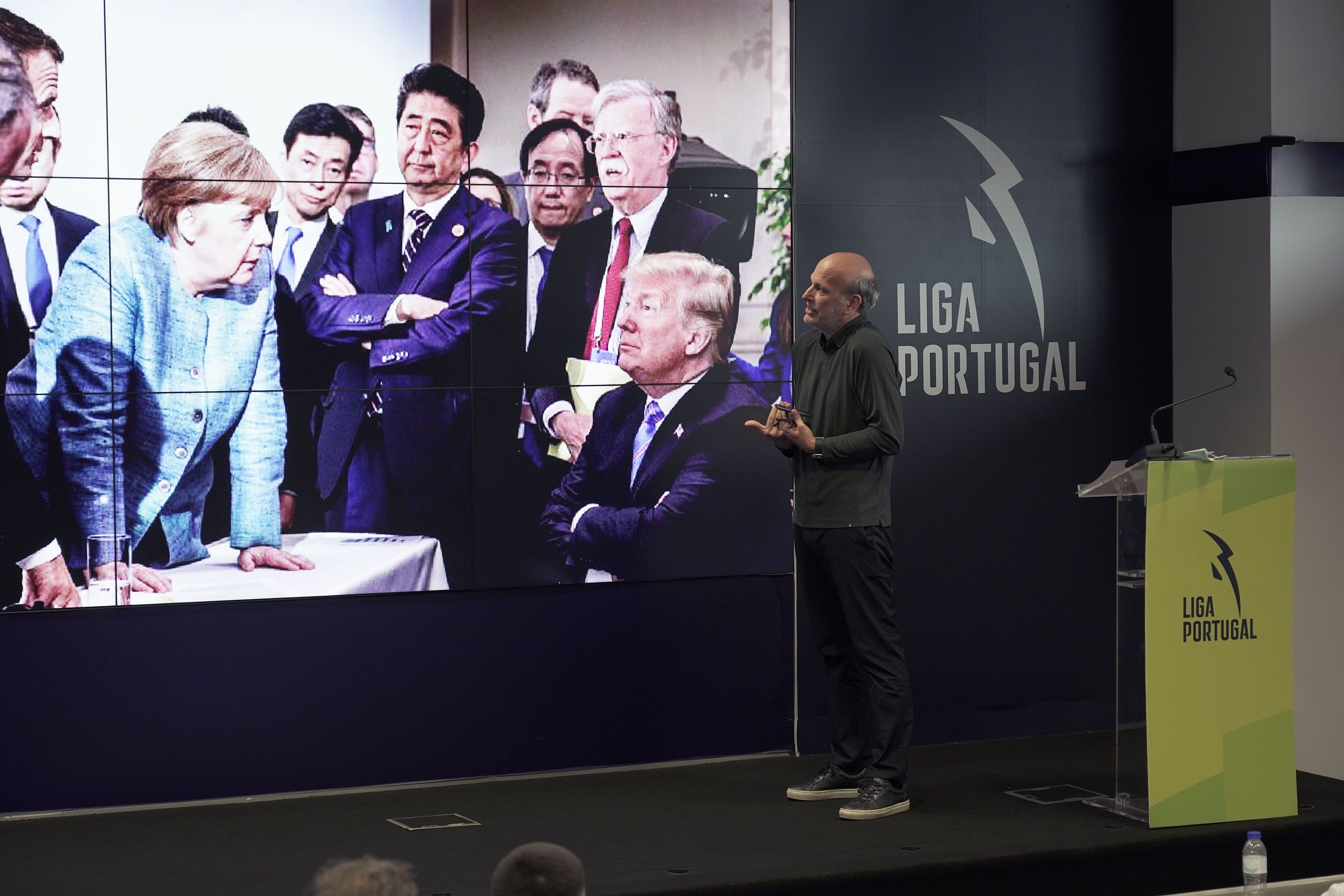 João Gabriel e Vanda Cipriano lecionam na Pós-Graduação em Comunicação
