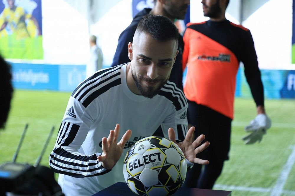 Embaixadores da Liga Portugal e Rádio Comercial estreiam relvado do Miniestádio