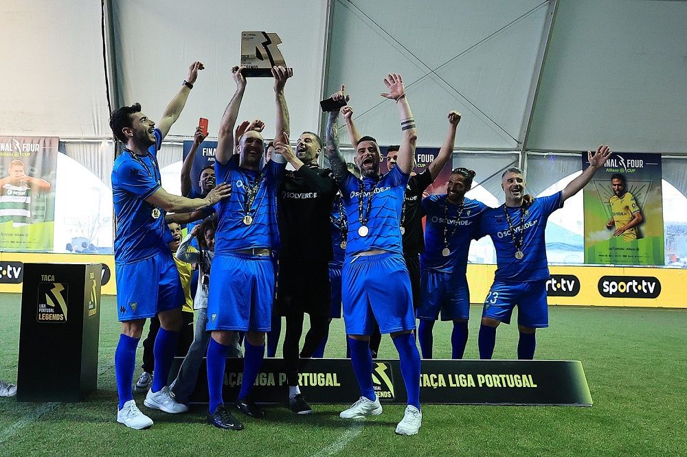 Estoril Praia conquista Taça da Liga Legends