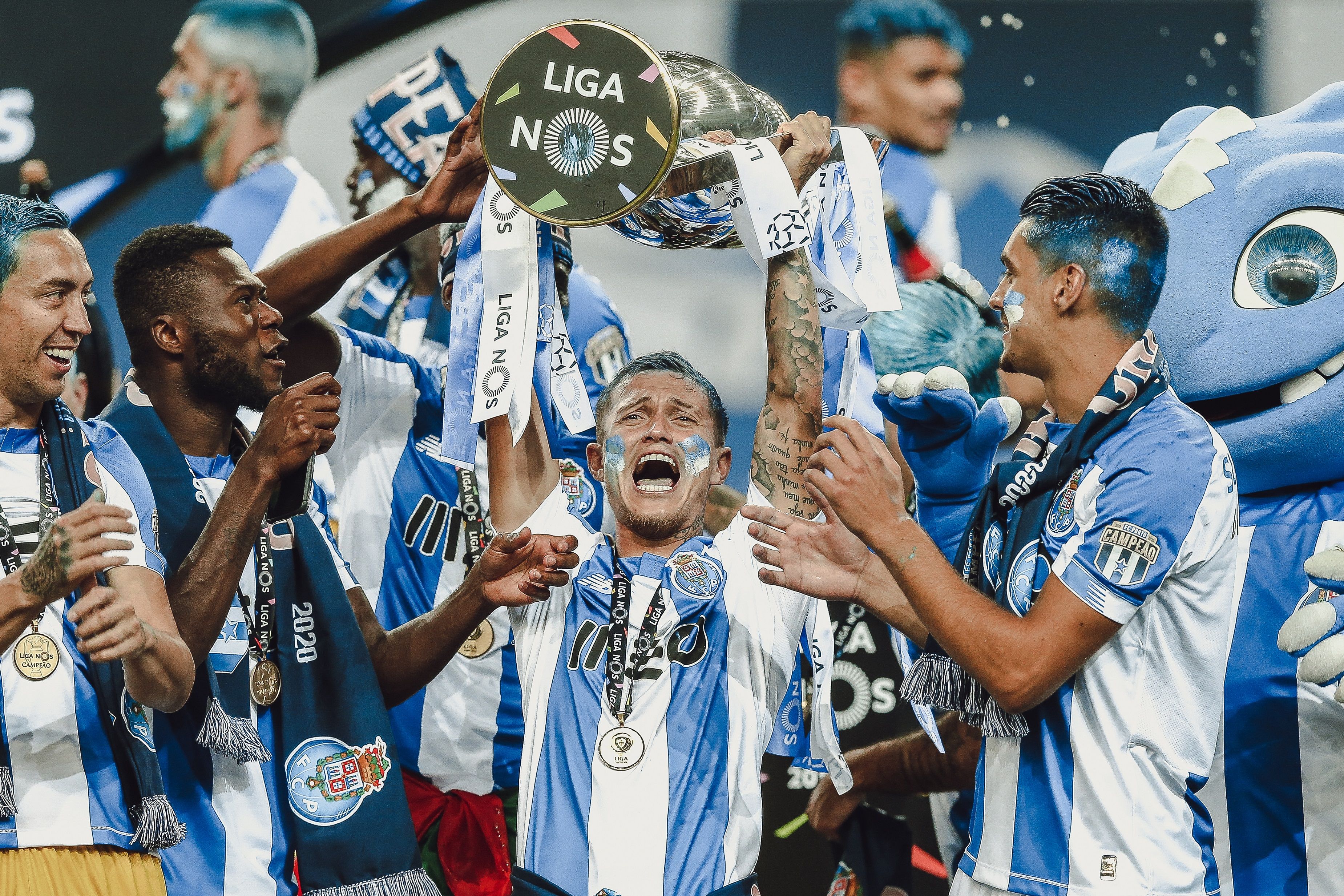 FC Porto recebe troféu da Liga NOS