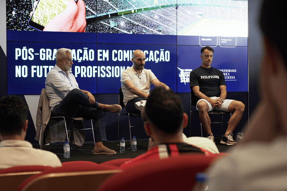O Diretor de Imprensa na Pós-Graduação em Comunicação no Futebol Profissional