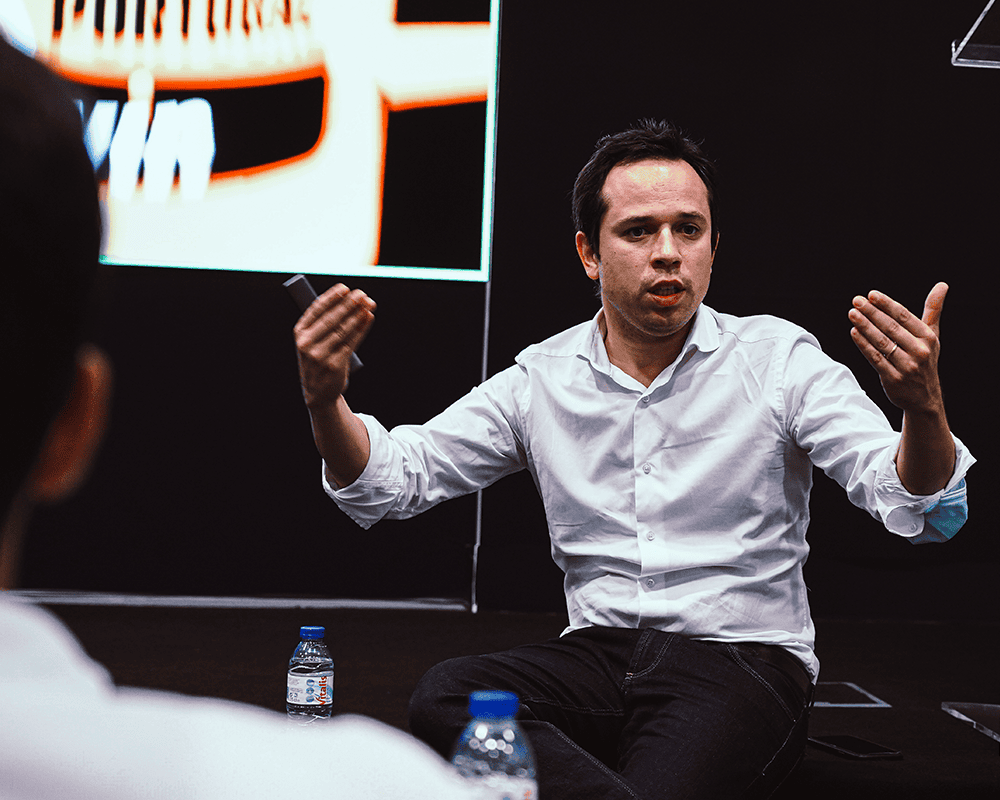 Pedro Garcia e João Medeiros Cardoso lecionam na Pós-Graduação de Comunicação