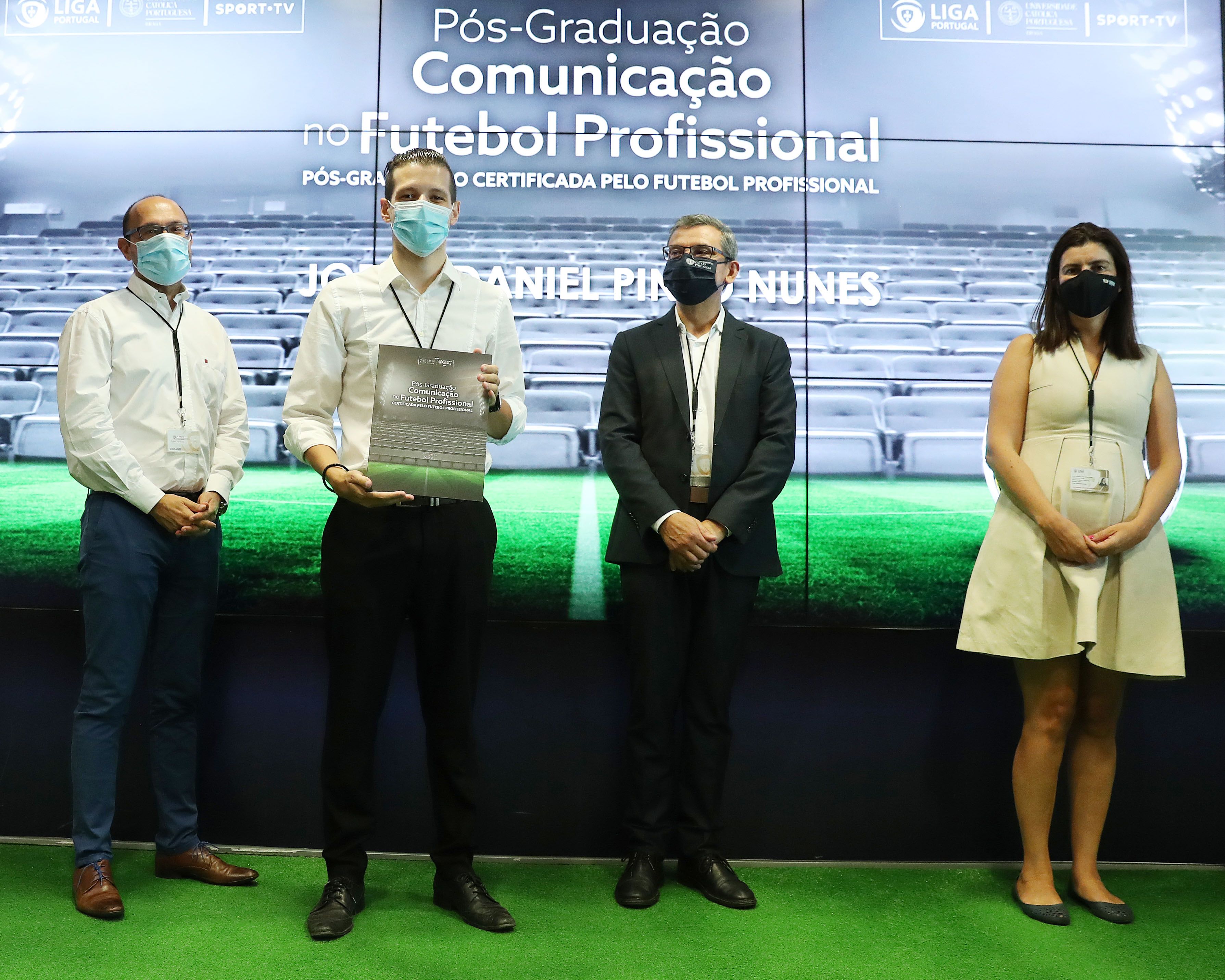 Entrega de certificados da Pós-Graduação em Comunicação no Futebol Profissional