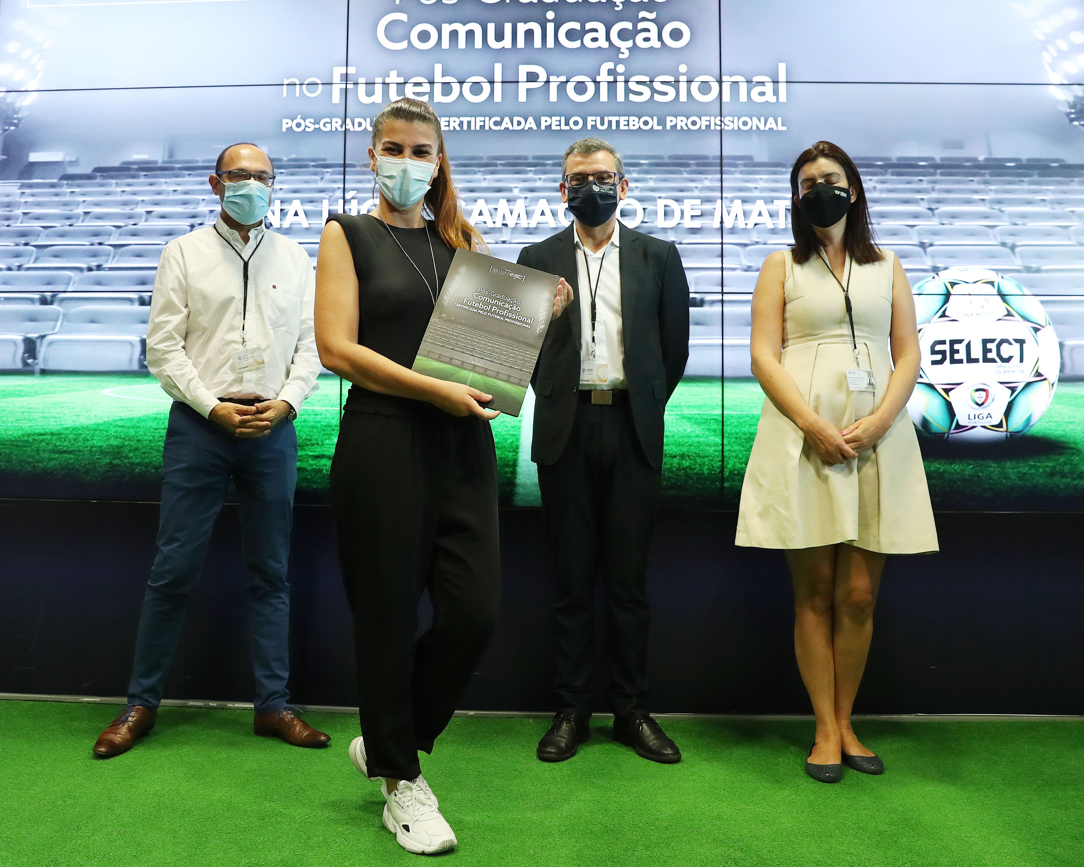 Entrega de certificados da Pós-Graduação em Comunicação no Futebol Profissional