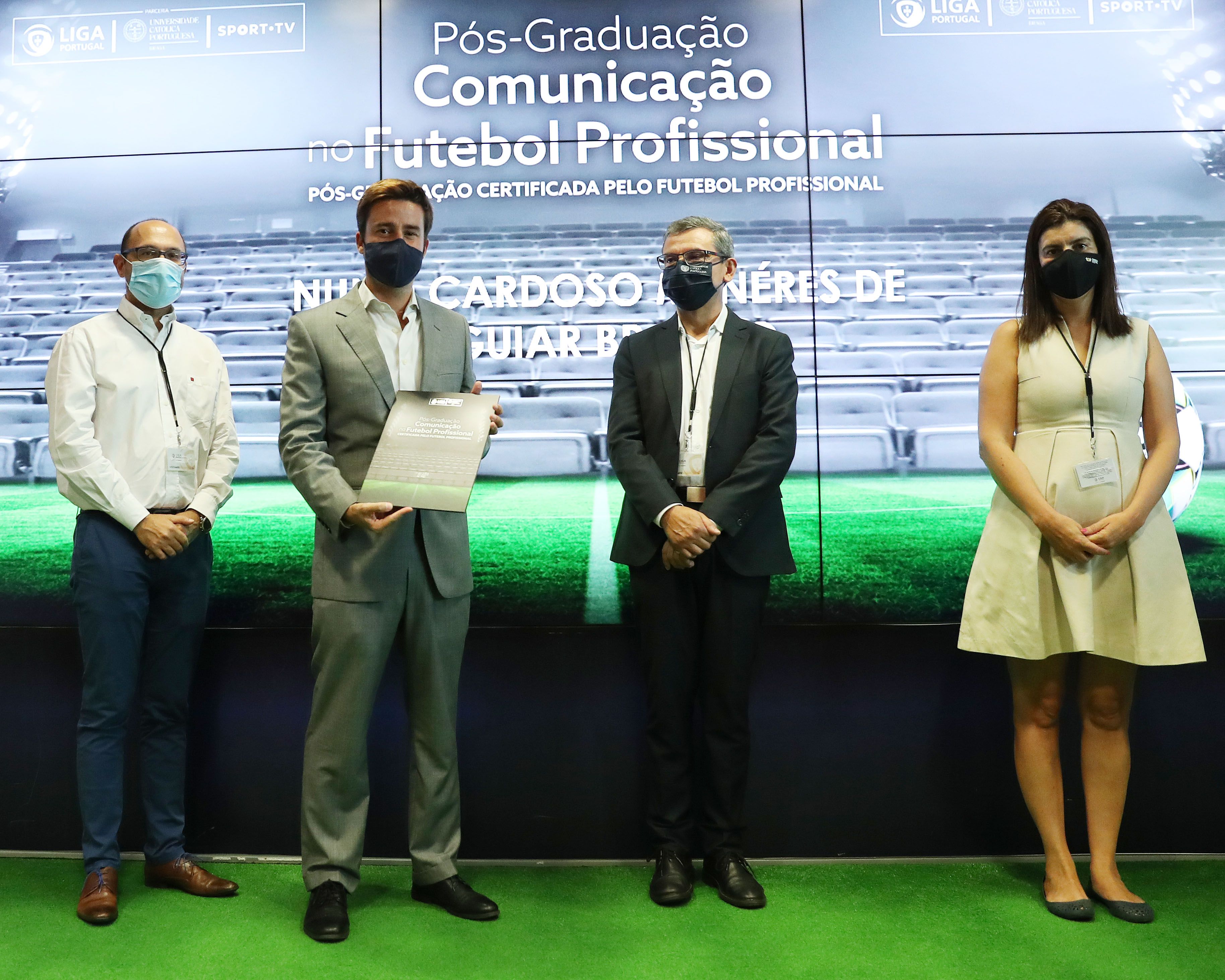Entrega de certificados da Pós-Graduação em Comunicação no Futebol Profissional