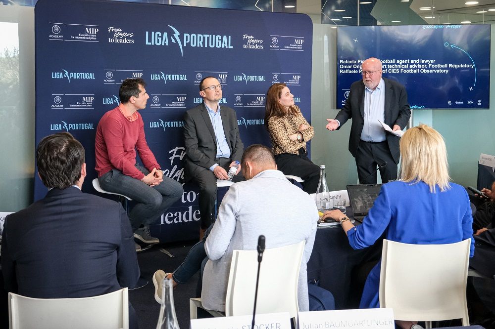 Pedro Proença deu aula no Master for International Players da UEFA